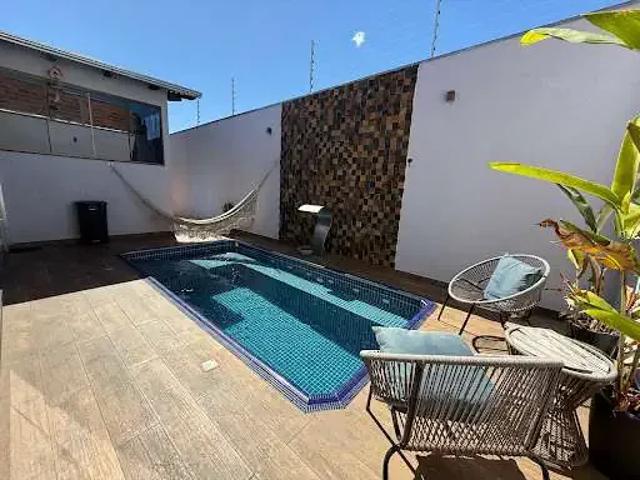 Casa / Sobrado para Venda em Anápolis/GO Frei Eustáquio 3 Quartos