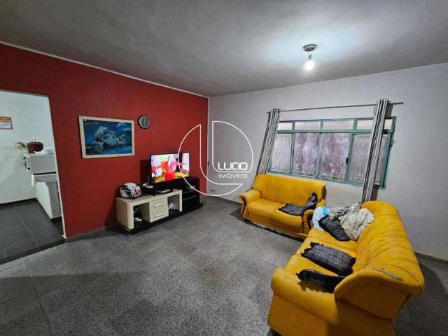 Casa / Sobrado para Venda em Anápolis/GO Frei Eustáquio 4 Quartos