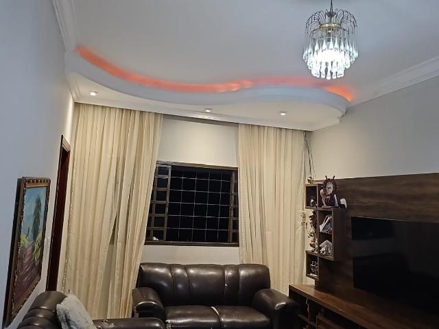 Casa / Sobrado para Venda em Anápolis/GO Jardim Alexandrina 3 Quartos