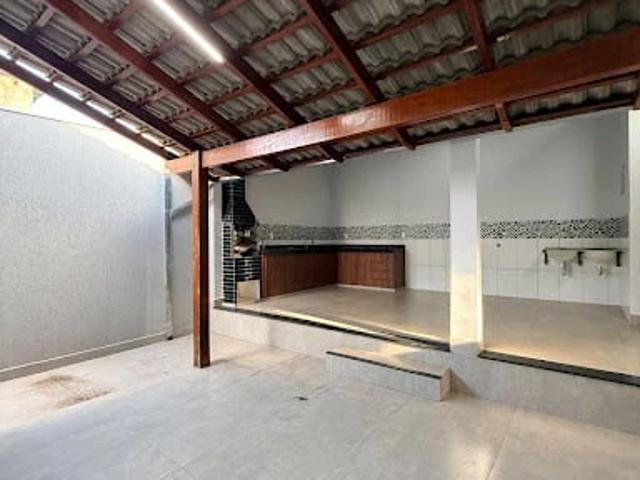 Casa / Sobrado para Venda em Anápolis/GO Parque dos Pirineus 3 Quartos