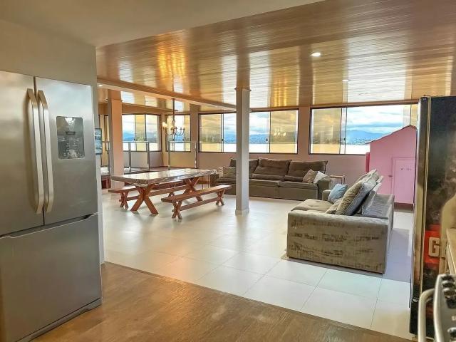 Casa / Sobrado para Venda em Anchieta/ES Praia dos Castelhanos 7 Quartos