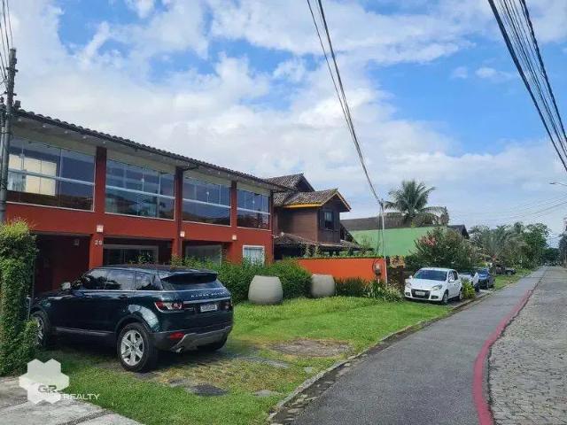 Casa / Sobrado para Venda em Angra dos Reis/RJ Frade Cunhambebe 6 Quartos