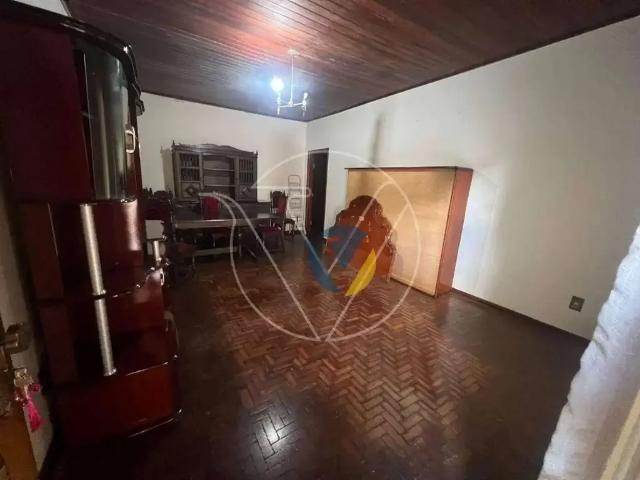 Casa / Sobrado para Venda em Assis/SP Centro 3 Quartos