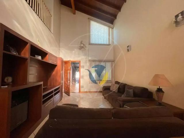 Casa / Sobrado para Venda em Assis/SP Jardim Morumbi 3 Quartos
