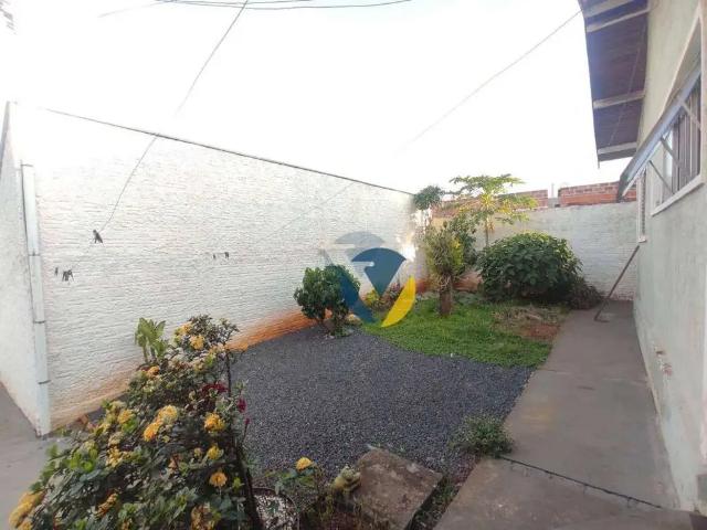 Casa / Sobrado para Venda em Assis/SP Vila Funari 2 Quartos