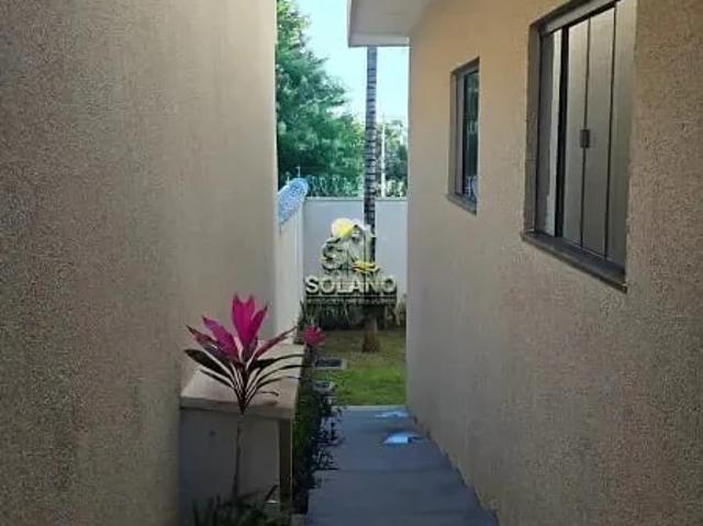 Casa / Sobrado para Venda em Aparecida de Goiânia/GO Cardoso Continuação 3 Quartos