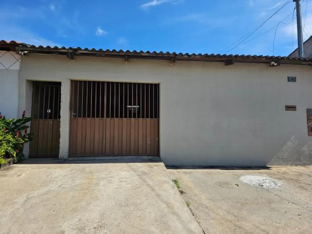 Casa / Sobrado para Venda em Aparecida de Goiânia/GO Cidade Vera Cruz 2 Quartos