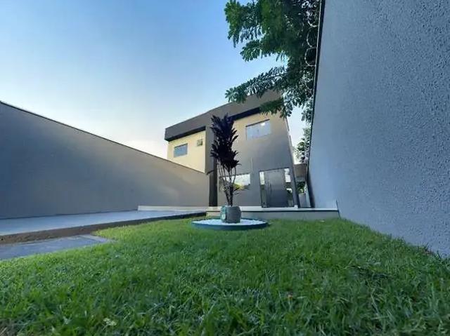Casa / Sobrado para Venda em Aparecida de Goiânia/GO Garavelo Residencial Park 3 Quartos