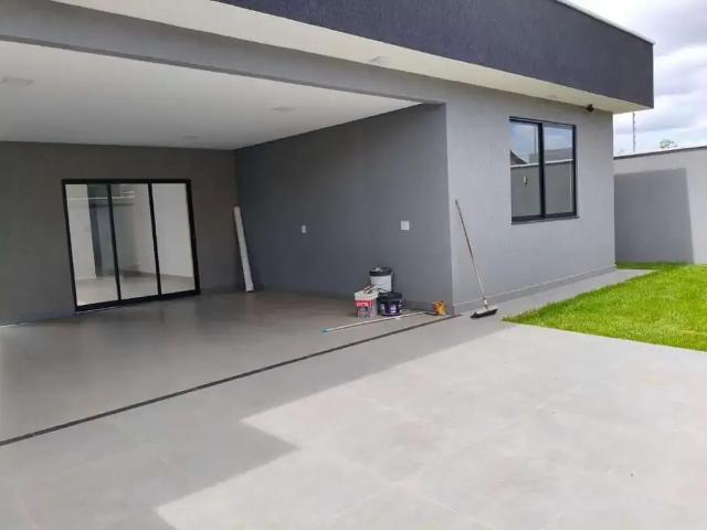 Casa / Sobrado para Venda em Aparecida de Goiânia/GO Garavelo Residencial Park 3 Quartos