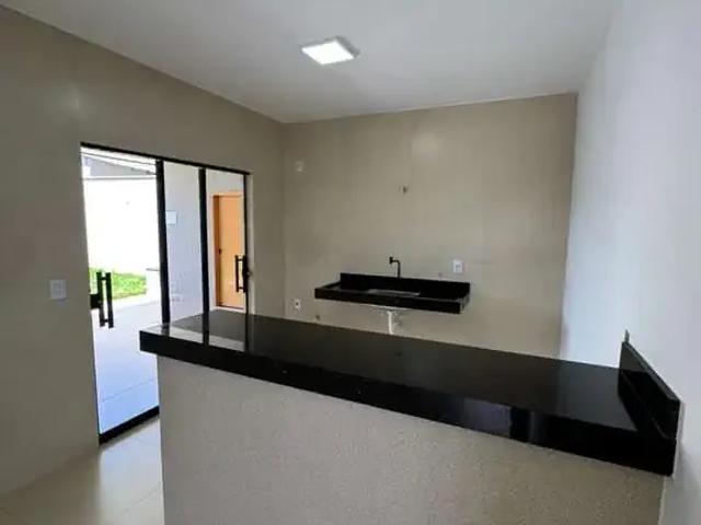 Casa / Sobrado para Venda em Aparecida de Goiânia/GO Independência 3 Quartos