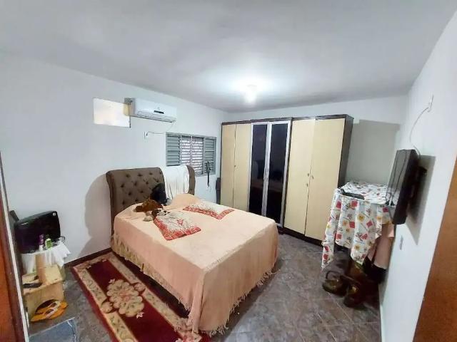 Casa / Sobrado para Venda em Aparecida de Goiânia/GO Setor Garavelo 3 Quartos