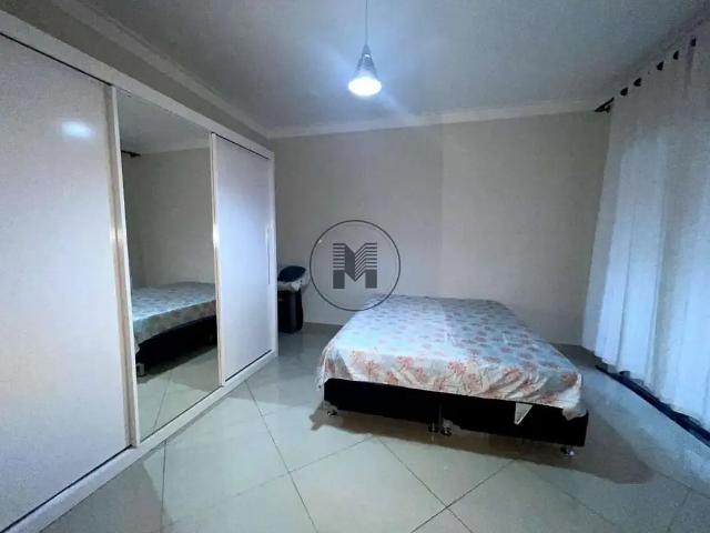 Casa / Sobrado para Venda em Aparecida/SP Vila Mariana 3 Quartos