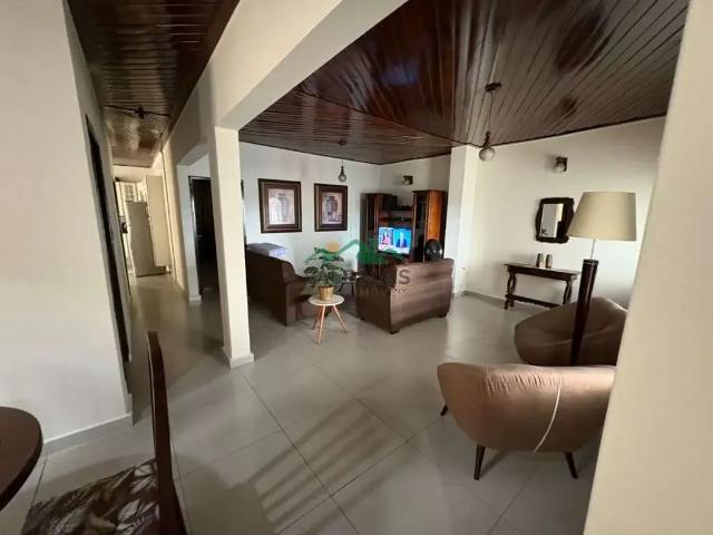 Casa / Sobrado para Venda em Aparecida/SP Aroeira 3 Quartos
