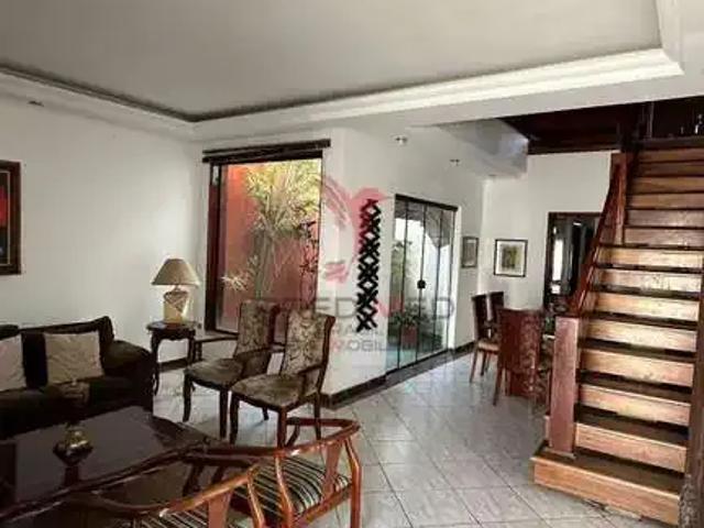 Casa / Sobrado para Venda em Aparecida/SP Jardim Paraíba 3 Quartos