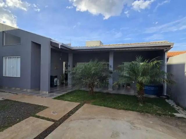 Casa / Sobrado para Venda em Apucarana/PR Jardim Primavera 2 Quartos