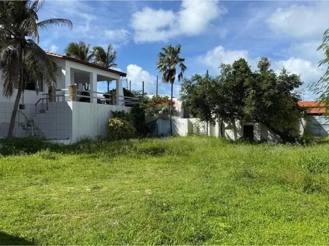 Casa / Sobrado para Venda em Aquiraz/CE Centro 6 Quartos