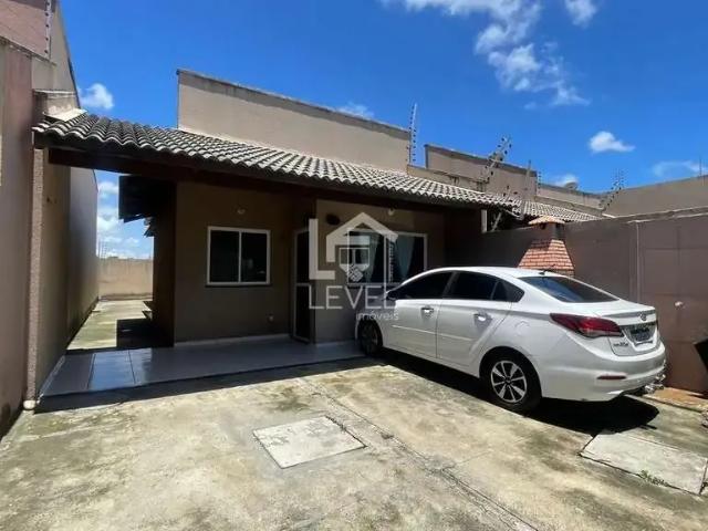 Casa / Sobrado para Venda em Aquiraz/CE Divineia 2 Quartos