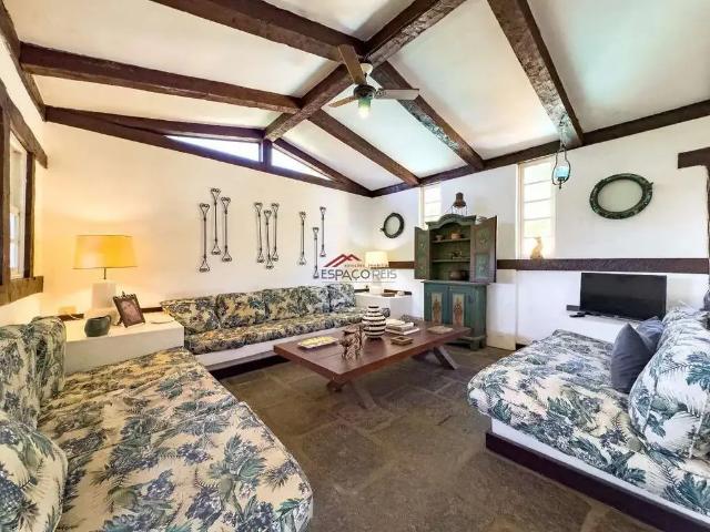 Casa / Sobrado para Venda em Armação dos Búzios/RJ Centro 4 Quartos