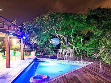 Casa / Sobrado para Venda em Armação dos Búzios/RJ Ferradura 6 Quartos