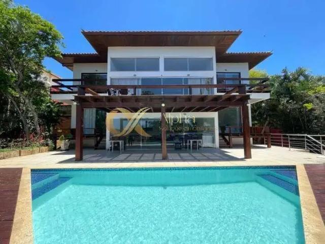 Casa / Sobrado para Venda em Armação dos Búzios/RJ Ferradura 6 Quartos