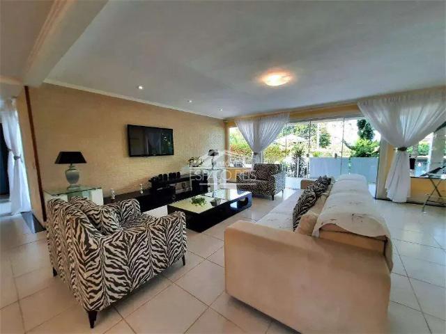 Casa / Sobrado para Venda em Armação dos Búzios/RJ Ferradura 7 Quartos