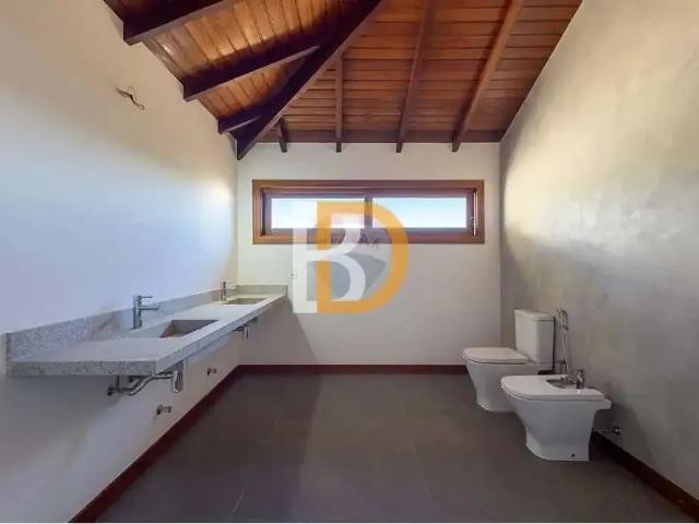Casa / Sobrado para Venda em Armação dos Búzios/RJ Ferradura 8 Quartos