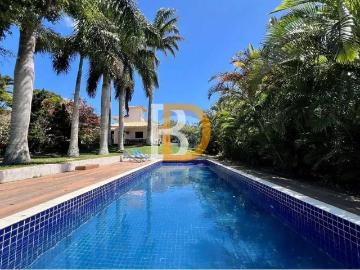 Casa / Sobrado para Venda em Armação dos Búzios/RJ Ferradura 3 Quartos