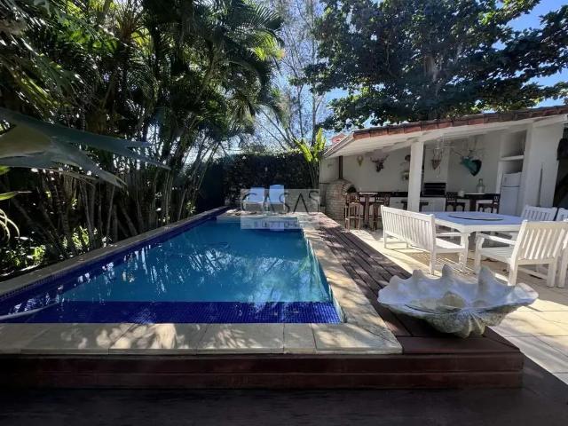Casa / Sobrado para Venda em Armação dos Búzios/RJ Geribá 5 Quartos