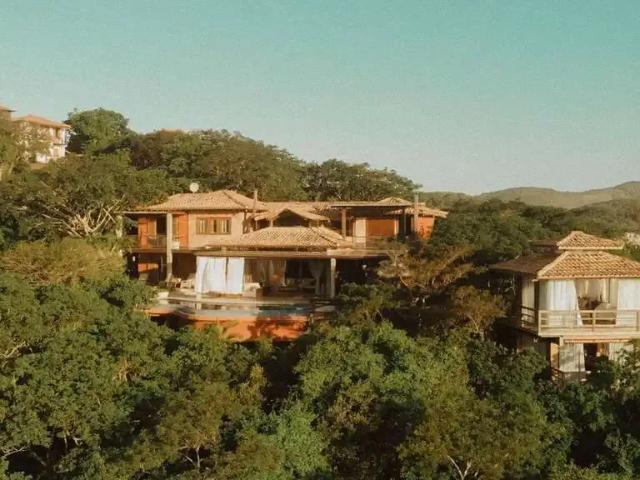 Casa / Sobrado para Venda em Armação dos Búzios/RJ João Fernandes 5 Quartos