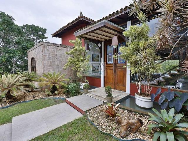 Casa / Sobrado para Venda em Armação dos Búzios/RJ João Fernandes 7 Quartos