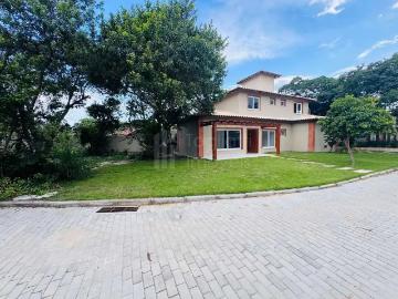 Casa / Sobrado para Venda em Armação dos Búzios/RJ Vila Luiza 4 Quartos