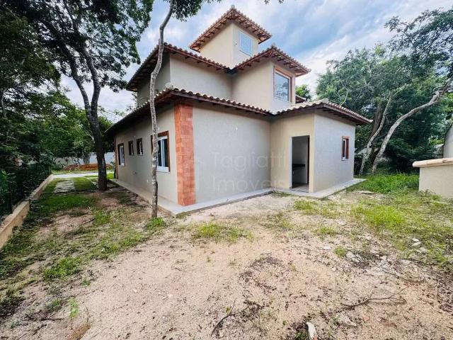 Casa / Sobrado para Venda em Armação dos Búzios/RJ Vila Luiza 4 Quartos