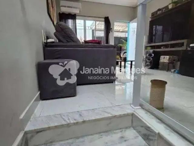 Casa / Sobrado para Venda em Araçariguama/SP Terras de Araçariguama II 3 Quartos
