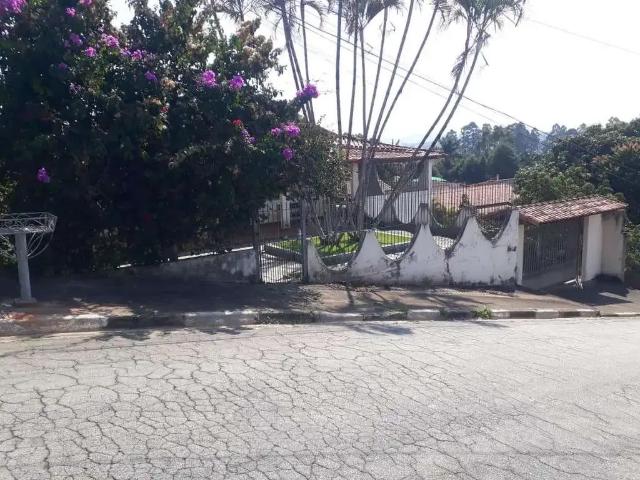 Casa / Sobrado para Venda em Araçariguama/SP Centro 3 Quartos
