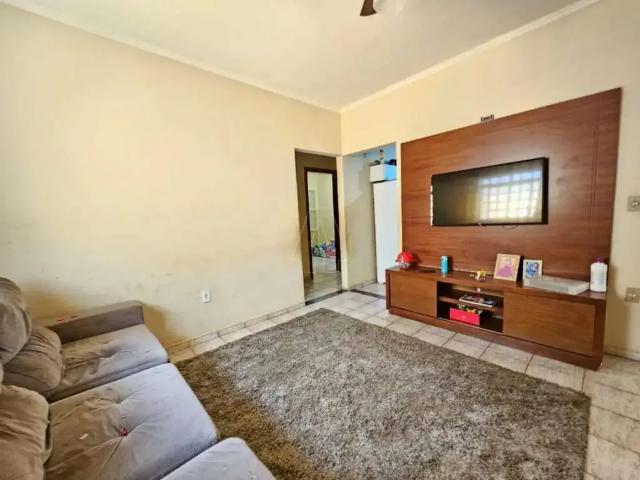 Casa / Sobrado para Venda em Araçatuba/SP Água Branca I 3 Quartos
