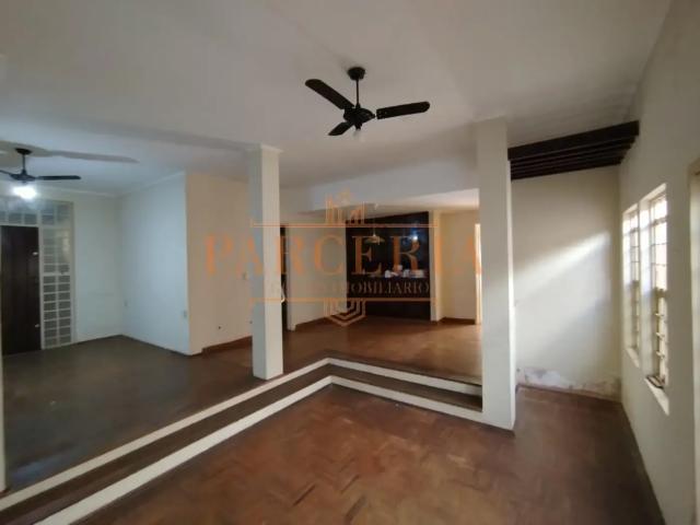 Casa / Sobrado para Venda em Araçatuba/SP Bairro das Bandeiras 3 Quartos