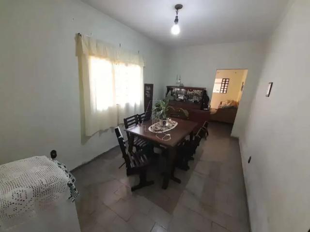 Casa / Sobrado para Venda em Araçatuba/SP Dona Amélia 3 Quartos