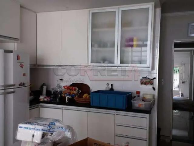 Casa / Sobrado para Venda em Araçatuba/SP Icaray 3 Quartos