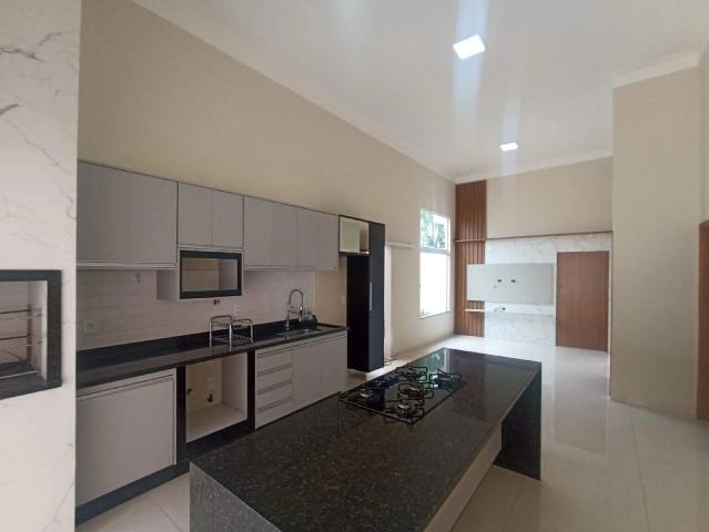 Casa / Sobrado para Venda em Araçatuba/SP Pinheiros 3 Quartos