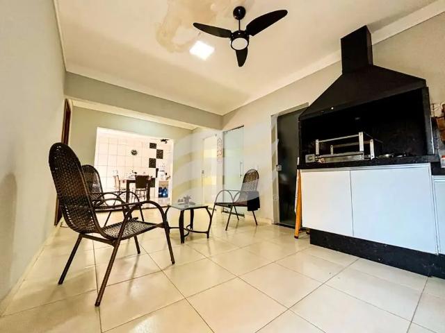 Casa / Sobrado para Venda em Araçatuba/SP Planalto 4 Quartos