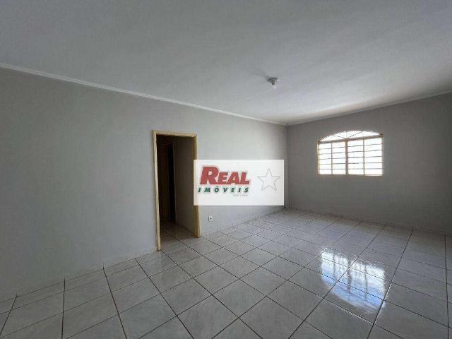 Casa / Sobrado para Venda em Araçatuba/SP São Joaquim 3 Quartos
