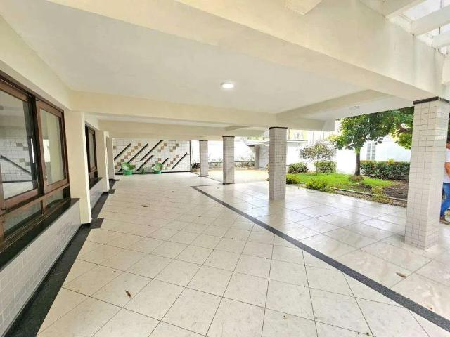 Casa / Sobrado para Venda em Aracaju/SE Coroa do Meio 6 Quartos