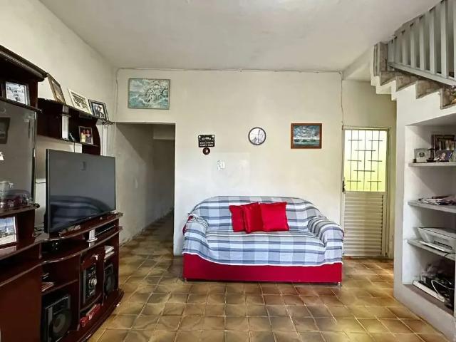 Casa / Sobrado para Venda em Aracaju/SE Cidade Nova 4 Quartos