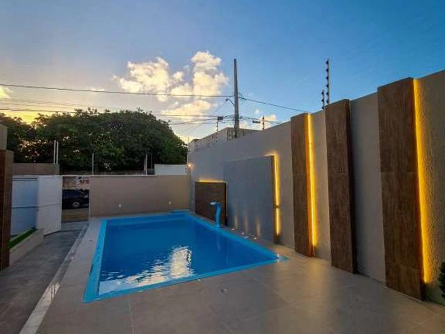 Casa / Sobrado para Venda em Aracaju/SE Atalaia 4 Quartos