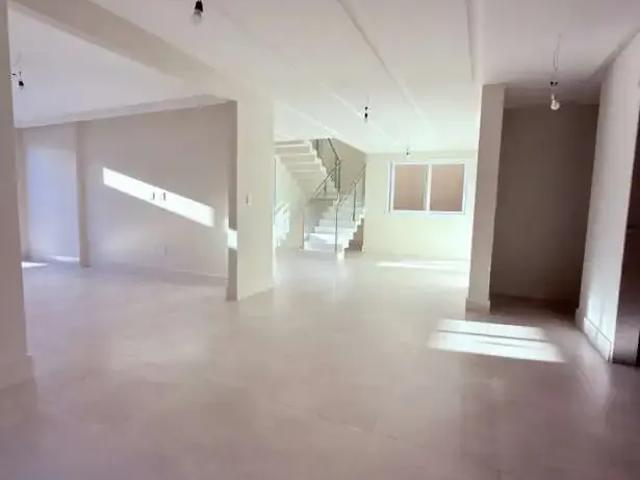 Casa / Sobrado para Venda em Aracaju/SE Atalaia 4 Quartos