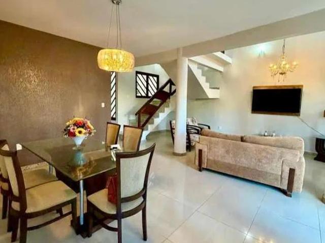 Casa / Sobrado para Venda em Aracaju/SE Atalaia 5 Quartos