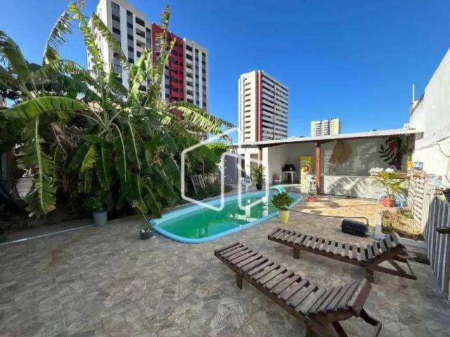 Casa / Sobrado para Venda em Aracaju/SE Atalaia 5 Quartos