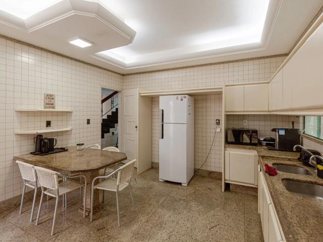 Casa / Sobrado para Venda em Aracaju/SE Atalaia 6 Quartos