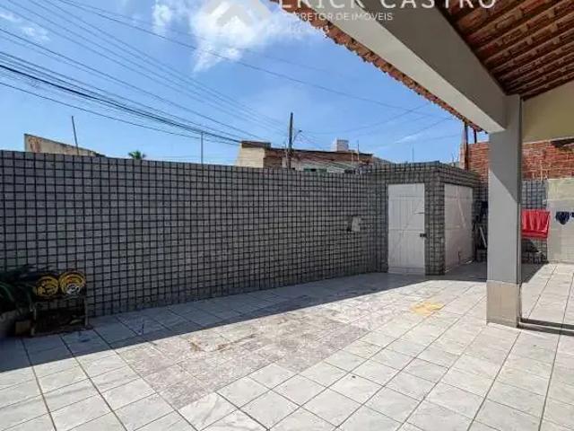 Casa / Sobrado para Venda em Aracaju/SE Farolândia 4 Quartos