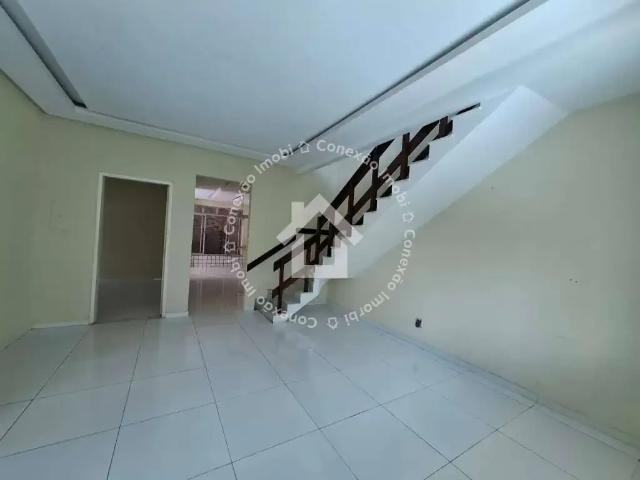 Casa / Sobrado para Venda em Aracaju/SE Farolândia 4 Quartos